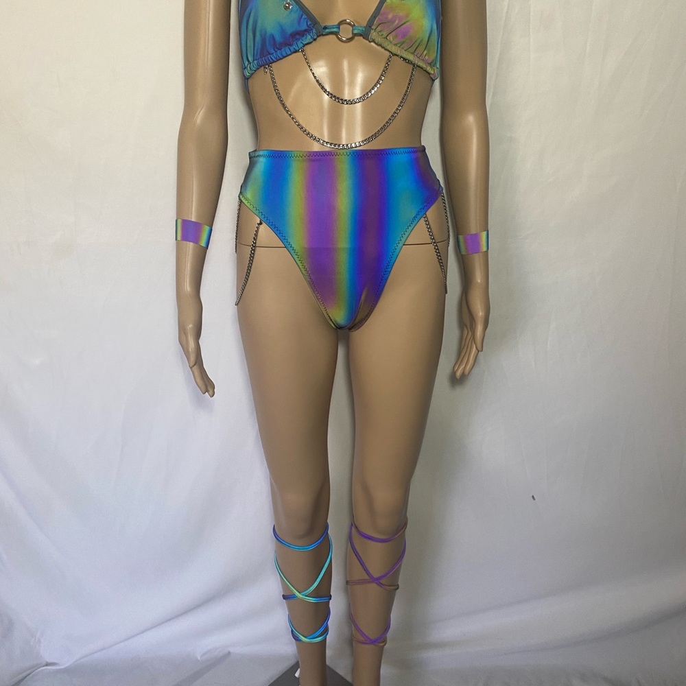 Two piece set - Picture 5 of 11